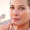 How can the signs of aging skin be reversed?