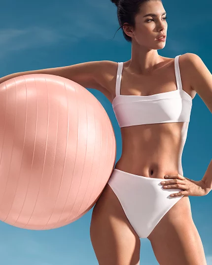 Homme et femme sportifs