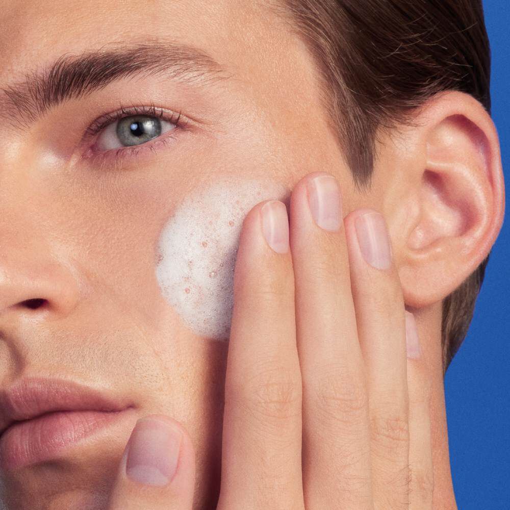 Basics Line Cleanser